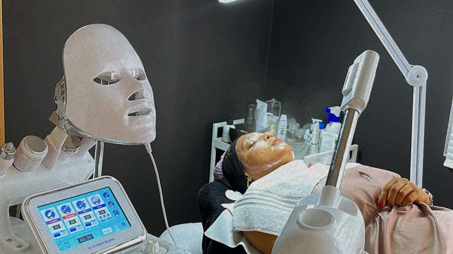 Facial Premium